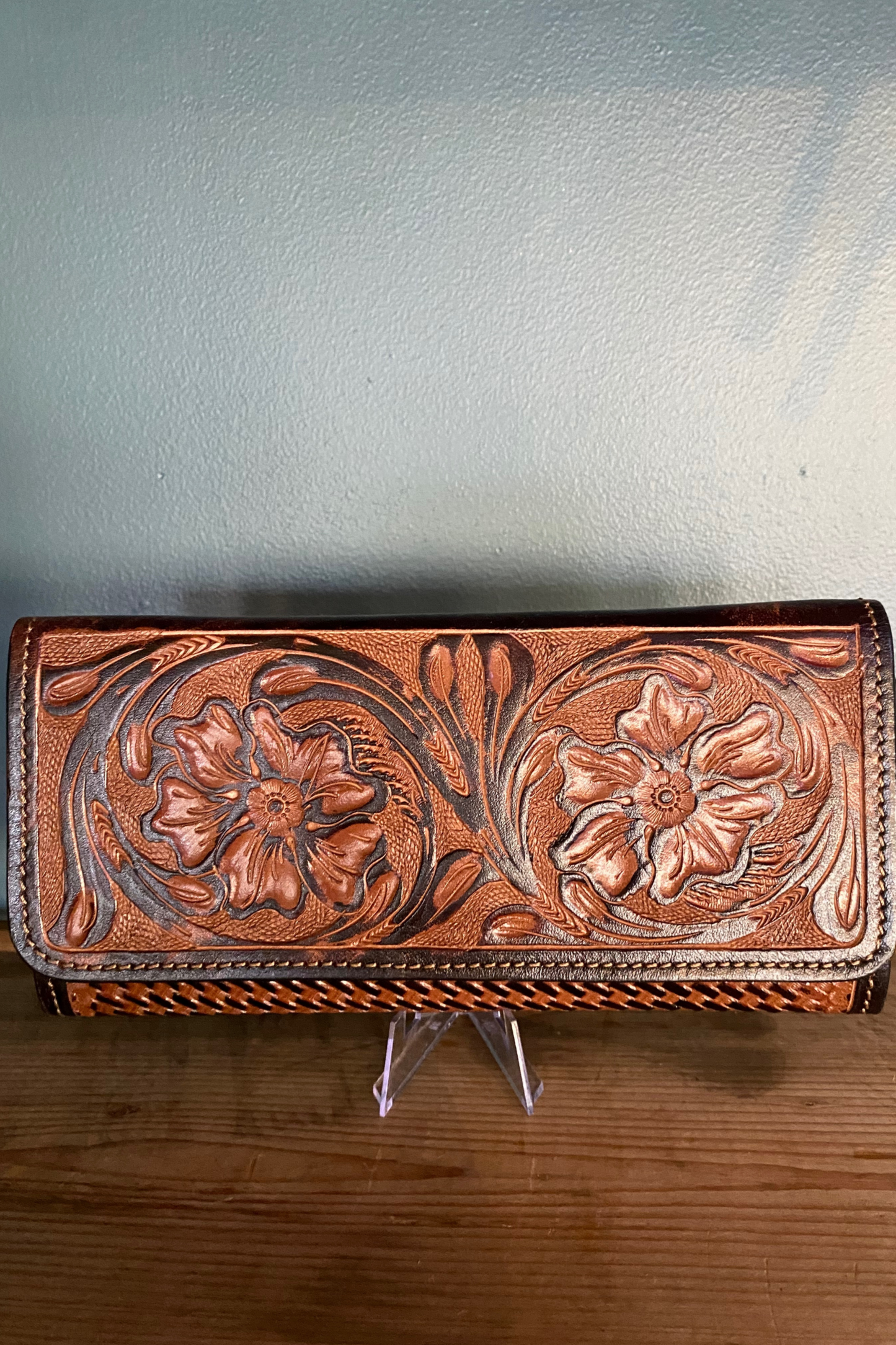 Red shoulder bag