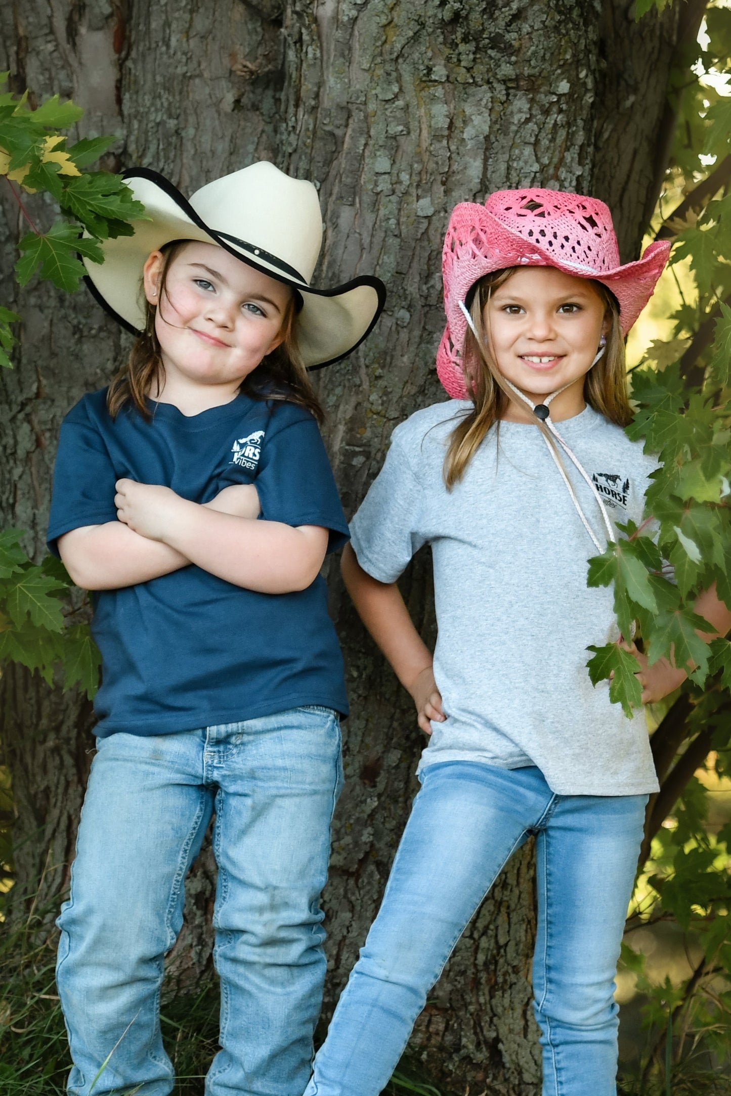 Black short-sleeved t-shirt (child)